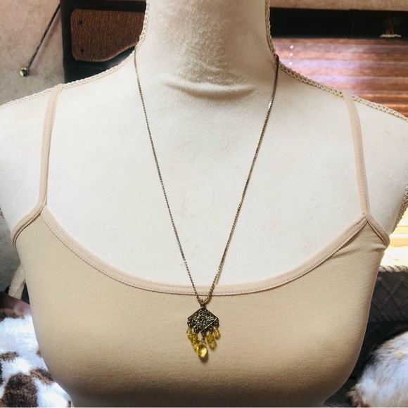 Citrine crystal filigree pendant on chain necklace - Picture 5 of 7